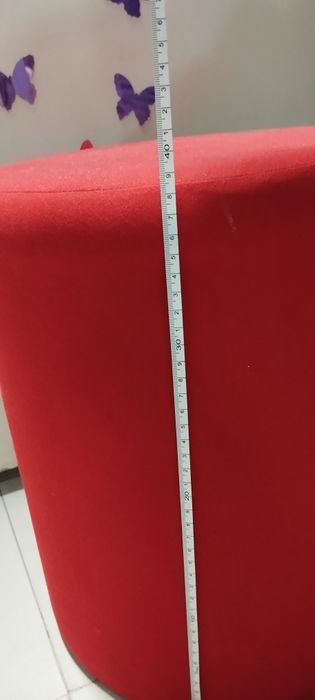 Табуретка/ пуф , цвят червен