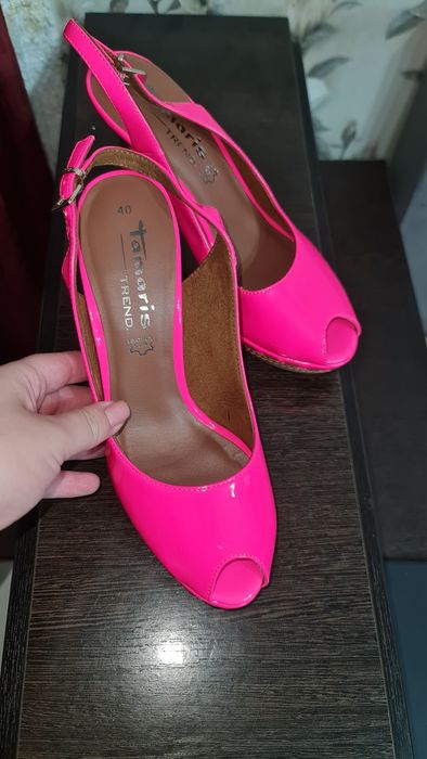 Продам туфли, новые .