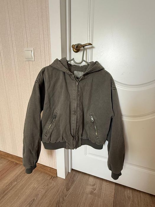 Продам куртку весеннюю