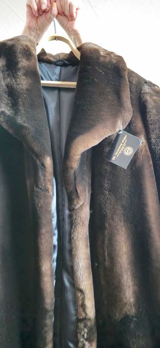 Продам тёплую шубу