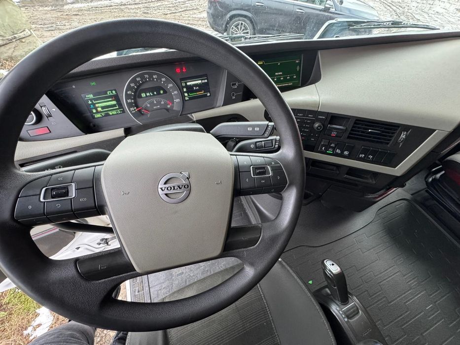 Vând ansamblu basculabil