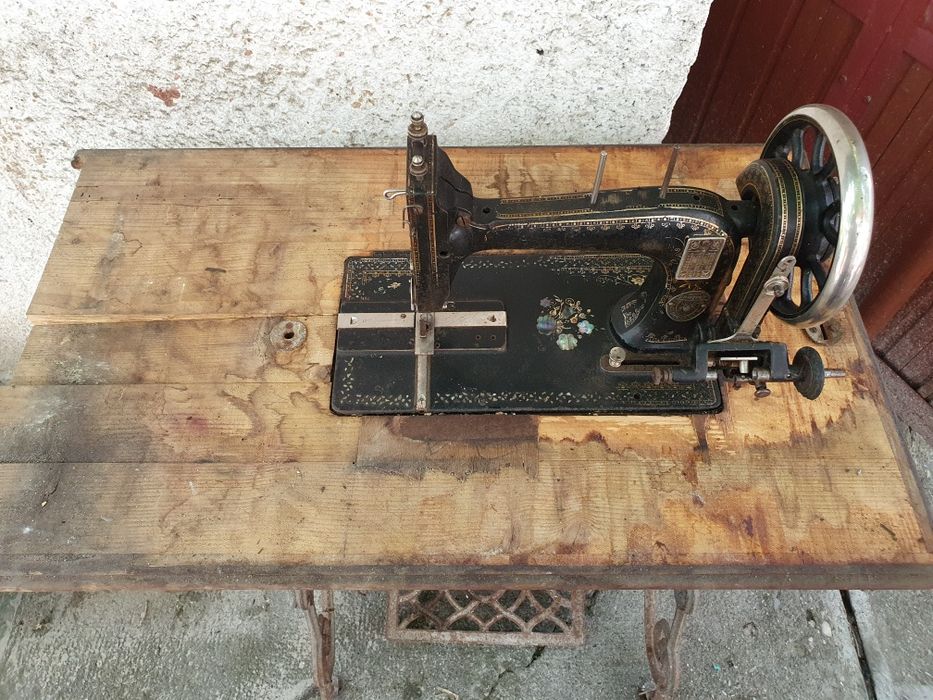 Masina de cusut Gritzner