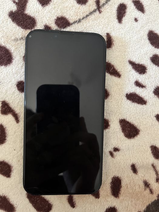 vand iphone 13  midnight