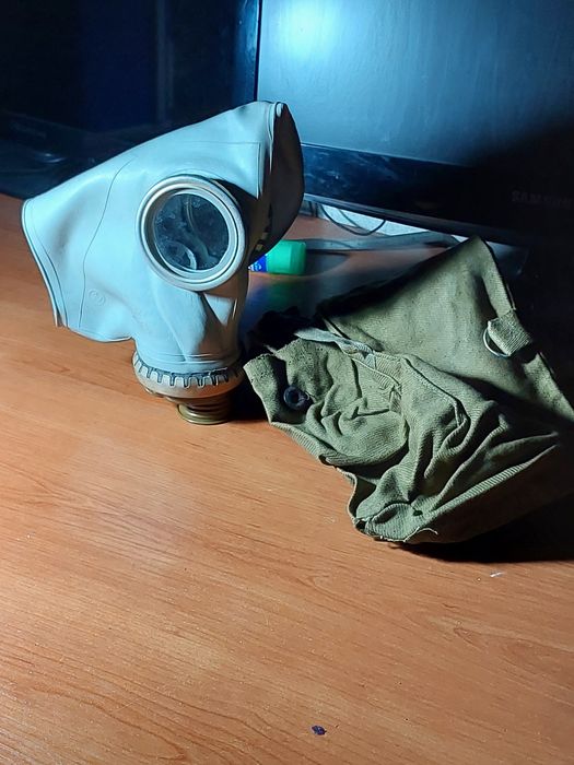 Противогазы новые