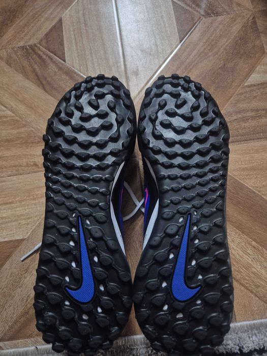 Nike Phantom 6 Low Academy TF