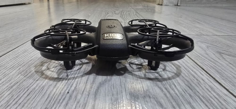 Продается мини дрон k100 max mini
