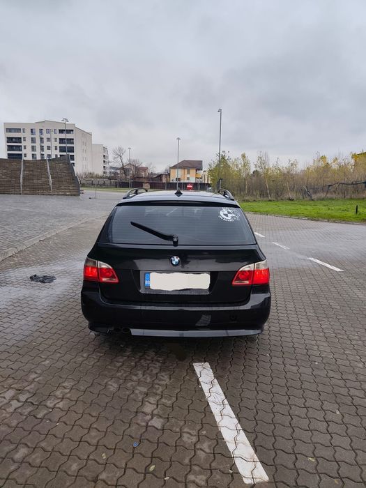 Vând BMW e61 
- motor 3.0 m57
- an 2007
- mașină a fost adusă personal