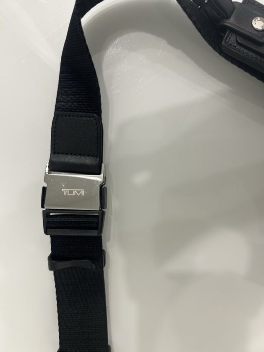 Сумка Tumi compact Sling Messina Black