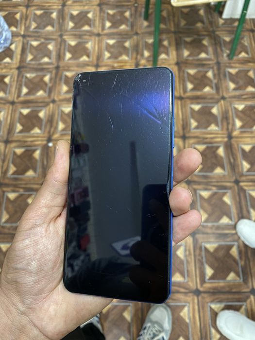 Xiaomi 11 Lite  Sotiladi.