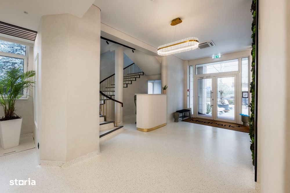 De vânzare spațiu central 80 mp, Hub medical Ropharma