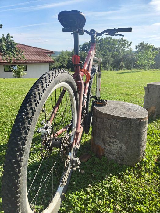 Bicicletă Robike Hunter 27.5 rosu/alb 2017-450 mm