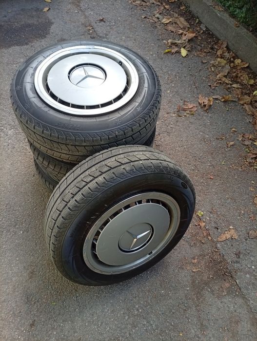Продам зимние шины с дисками