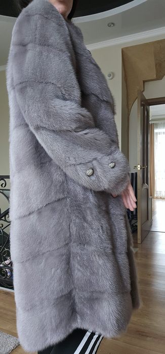 Продам норковую шубу 44 р