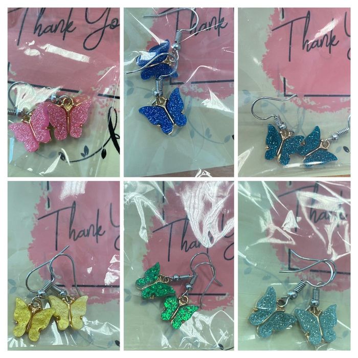 серьги для продажи