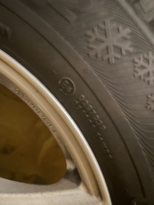 Зимни гуми и оригинални Джанти VW