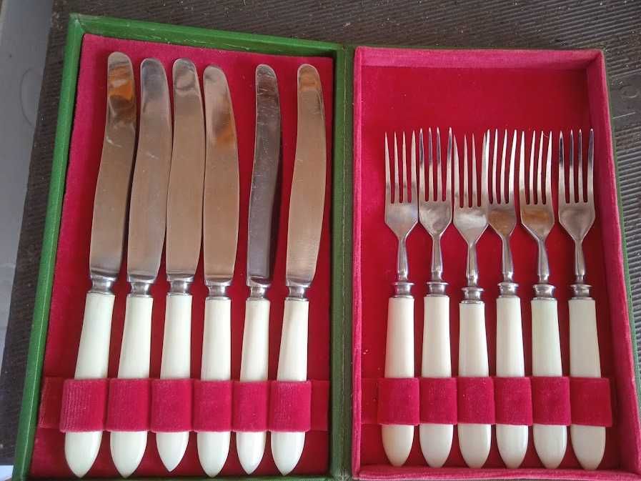 Ретро руски прибори за хранене