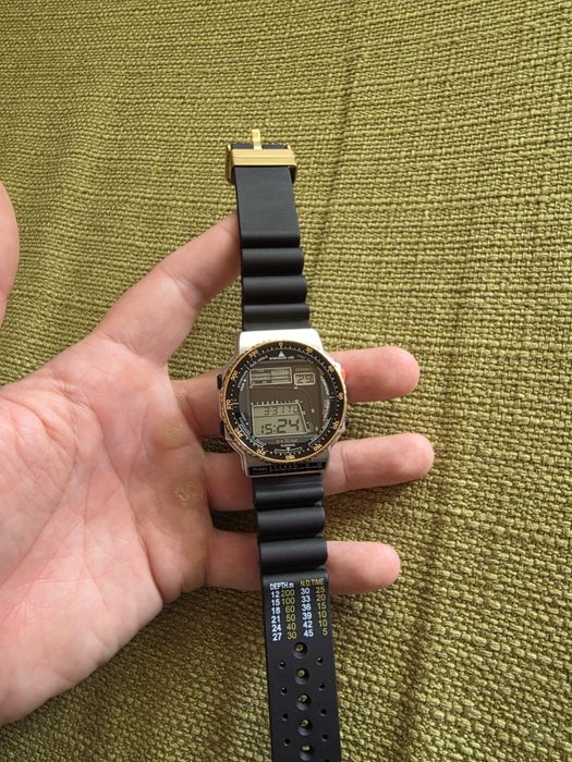 Ceas Citizen Windsurfing D120-312554 Y Japan Digital LCD Electronic