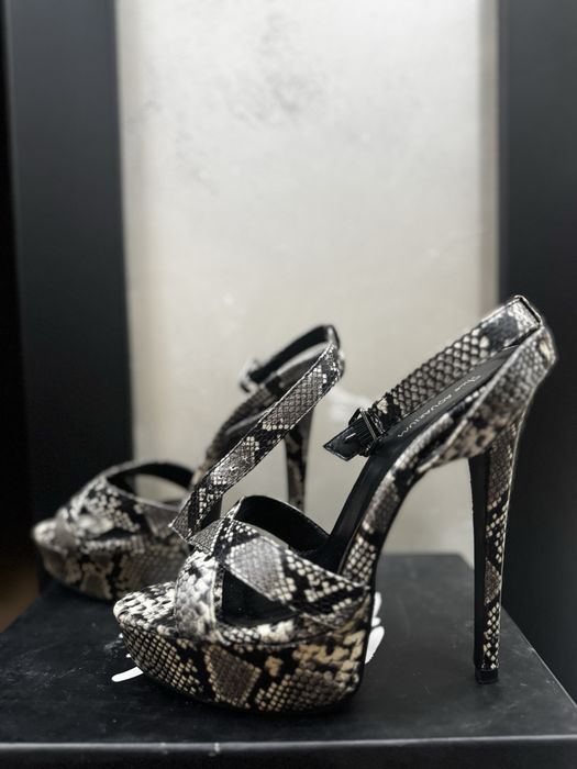 Високи сандали на ток shoe aquarium