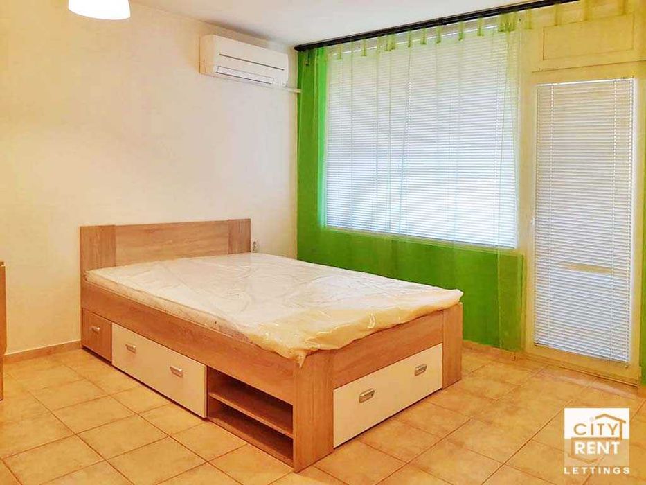 Дава се под наем Едностаен апартамент в Велико Търново, Център - 37 кв.м за 210 € - Снимка #2