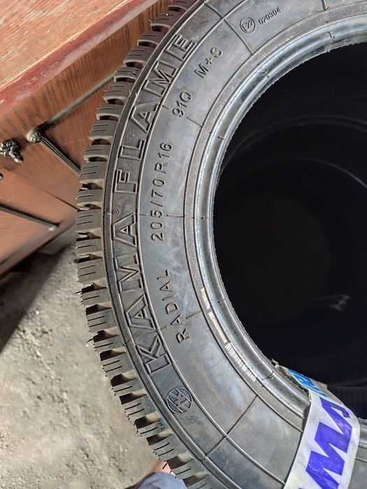 Продам шины КАМА FLAME 205/ 70/ 16