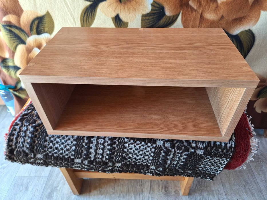 Corp mobila dimensiuni (lungime x latime x adancime) 50 x 20 x 26 cm