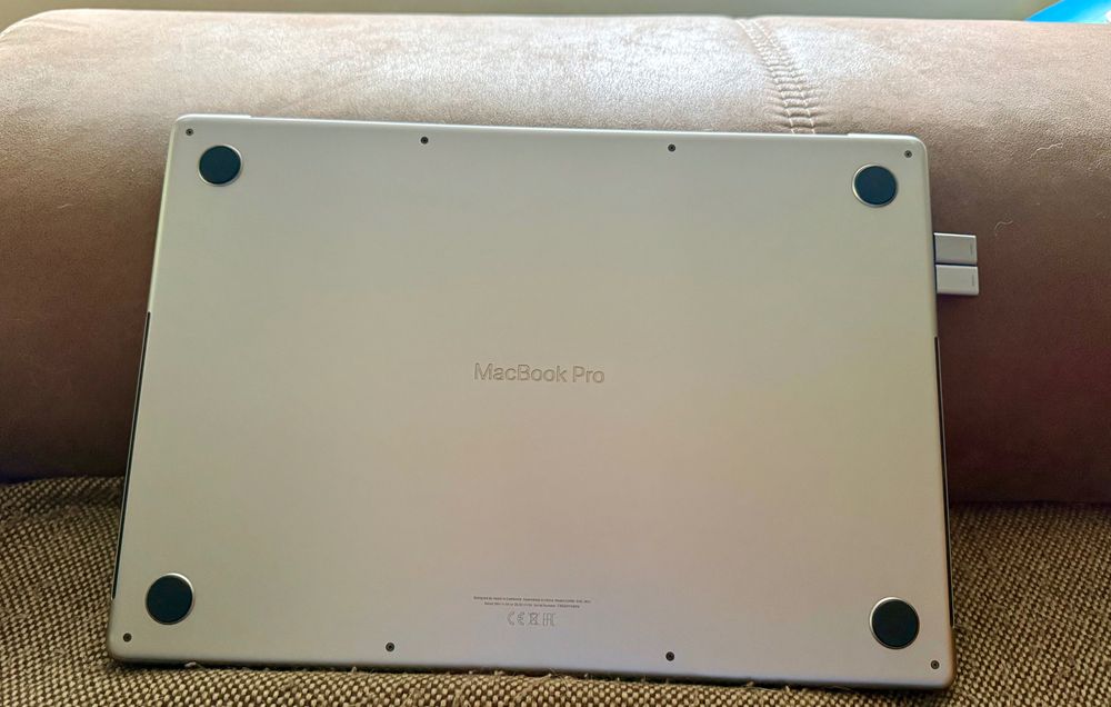 MacBook Pro M1 Pro 16 ' 2021 , 500 GB SSD, 16GB Memory