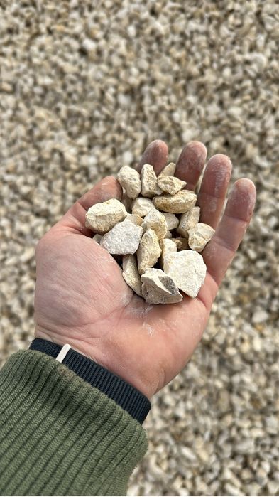 Piatra concasata/ nisip natural / margaritar