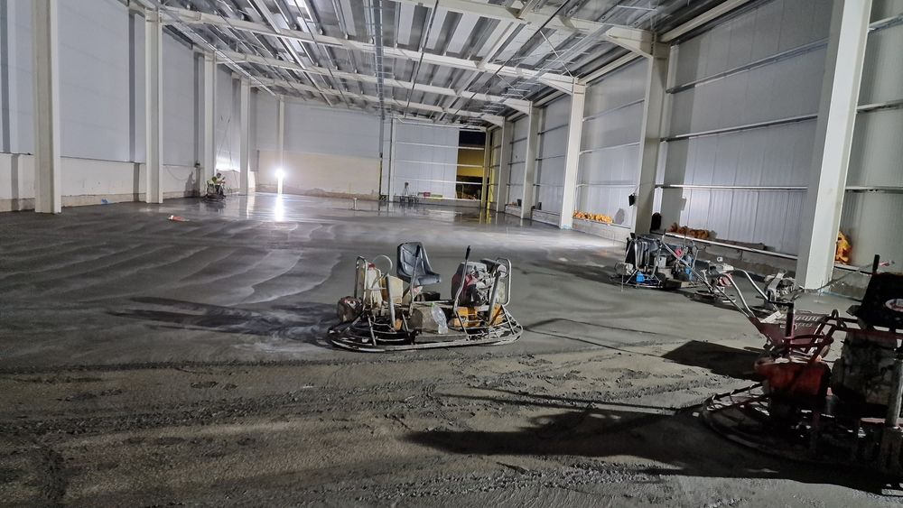 Beton Elicopterizat cu cuart, turnare ciment finisat cu Elicopter