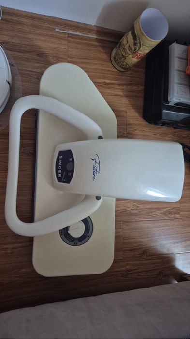 Presa de calcat Singer Futura