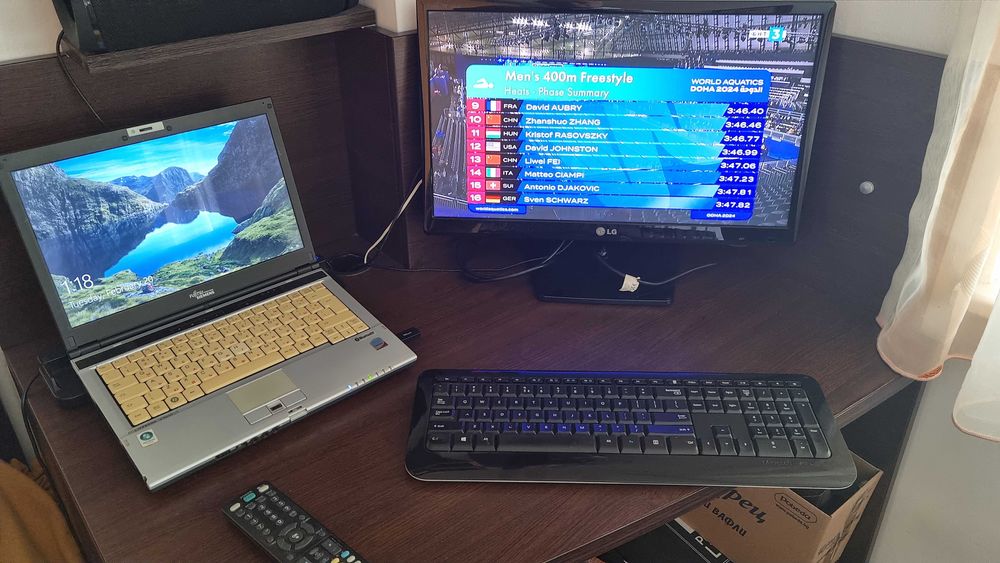 Лаптоп Fujitsu Lifebook 13,3" S760 с докинг и 22" LG LCD Monitor/TV