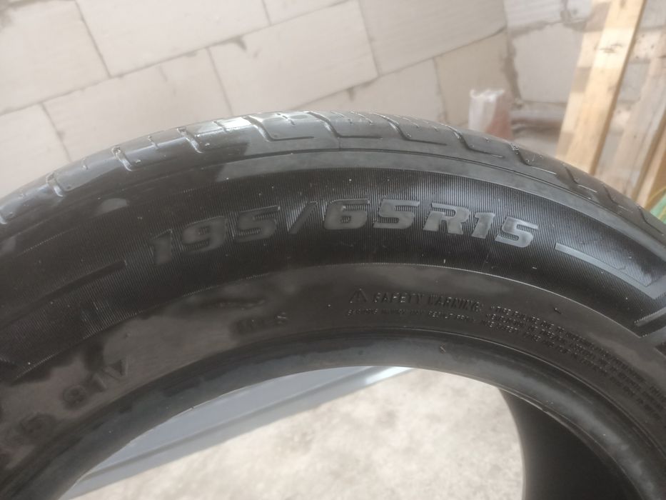 Продам 4 балона р15