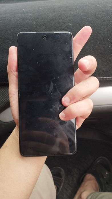 Oppo A3x holati ideal