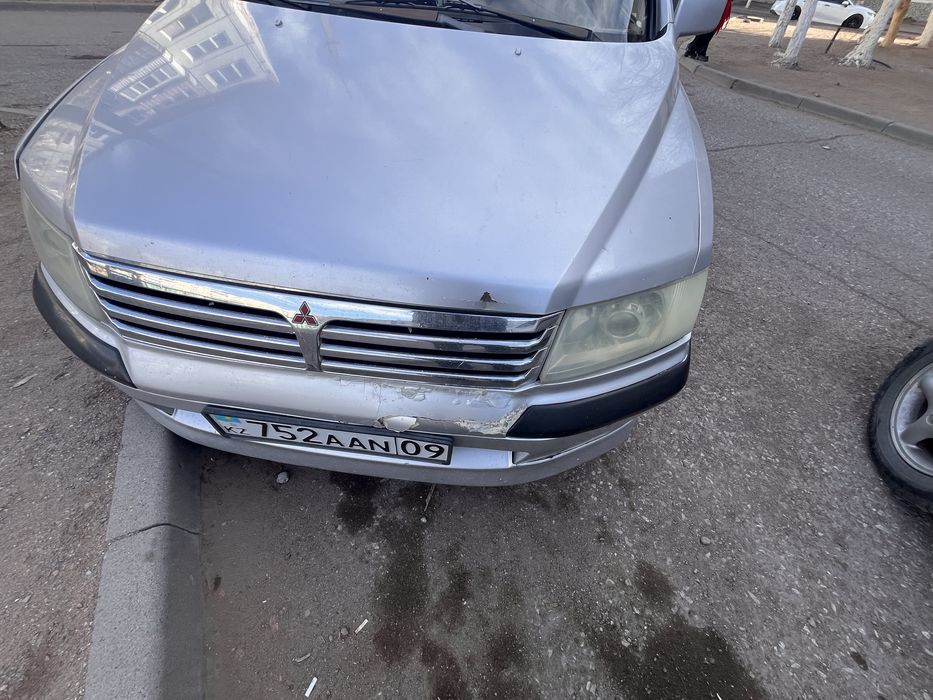 Митубиси шариот