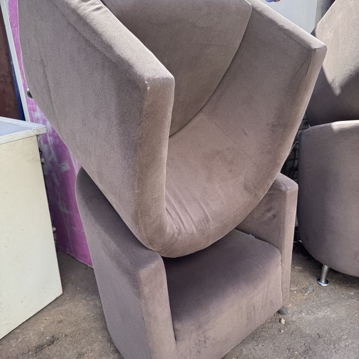 Продам кресла срочно