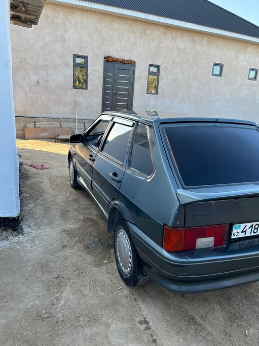 Продам авто ваз 2114