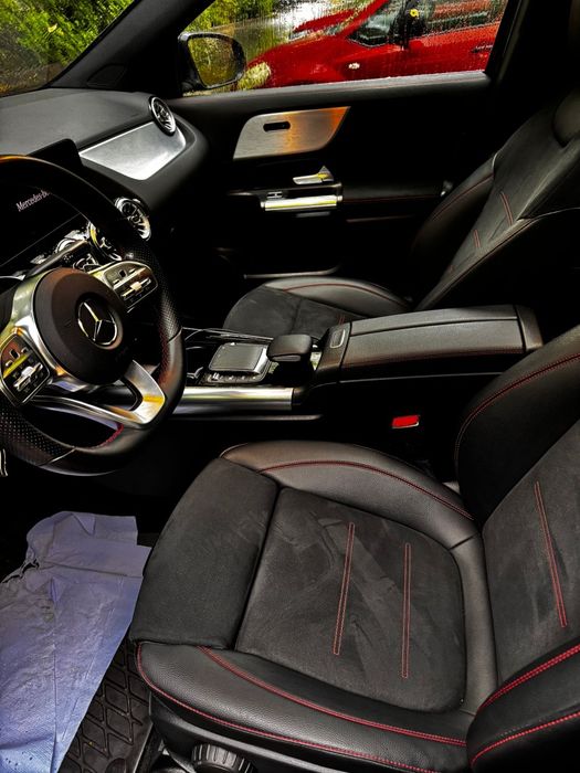 Mercedes-Benz GLA 250 4MATIC  AMG Line, Panoramic