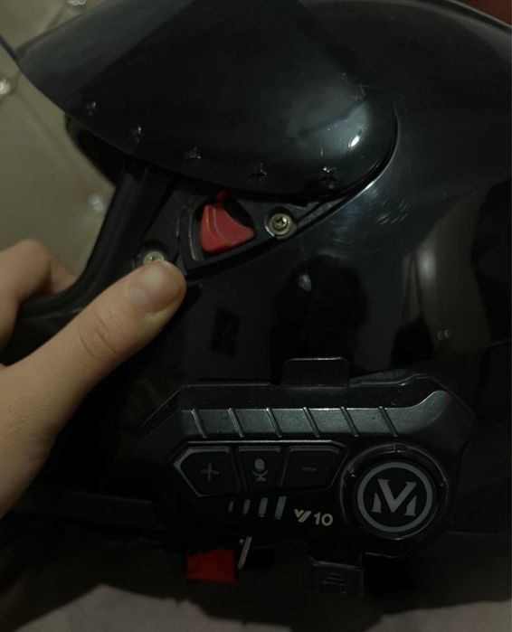 Шлем хороший пару царапин