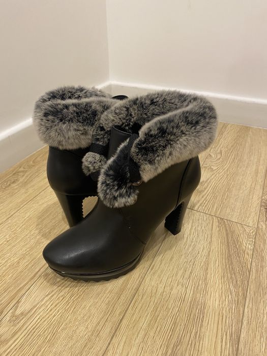 Продам ботинки Новые!!!