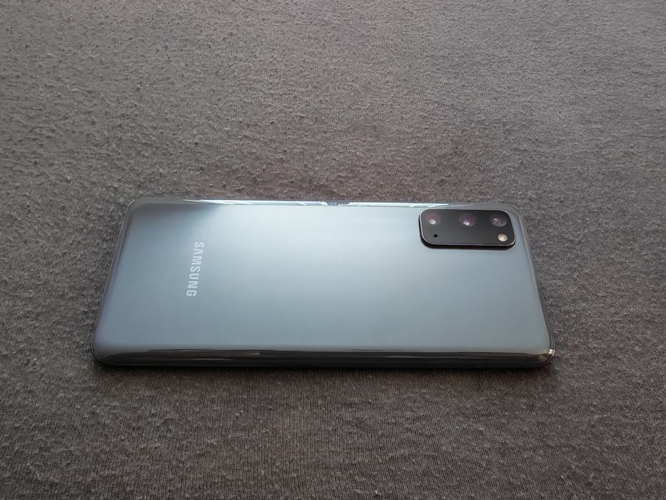 Samsung s20 с нова оригинална батерия