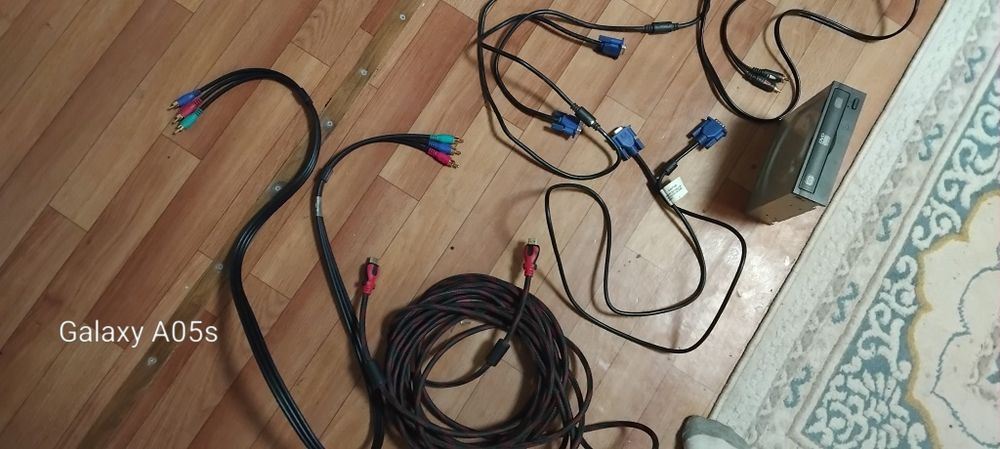 Кабеля на компьютер