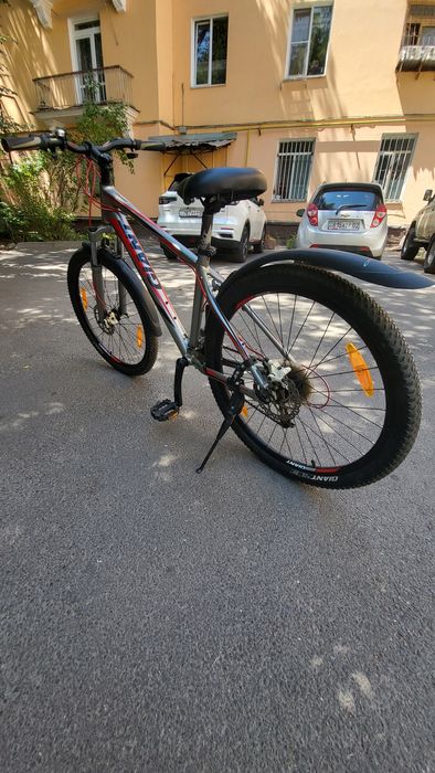 Продам Велосипед GIANT