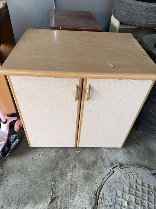 Продам шкаф кухонный