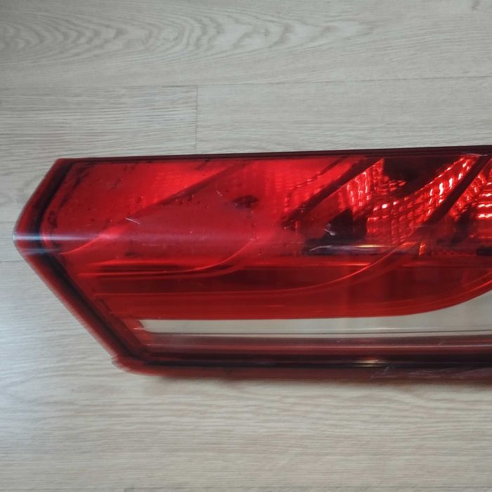 Ляв стоп за Iveco.