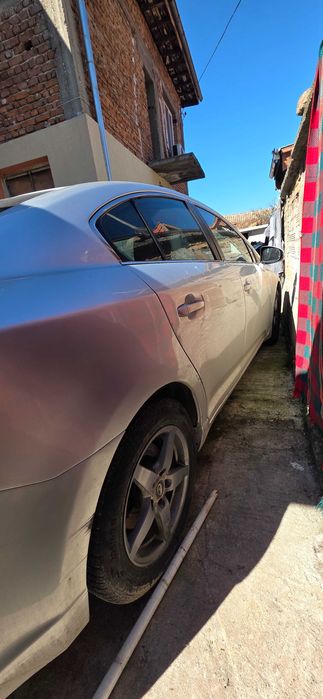 Toyota avensis 1.6 132hp 2013