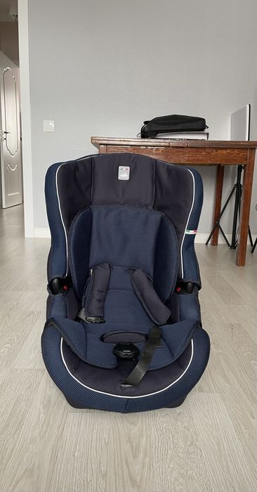 Продам детское автокресло