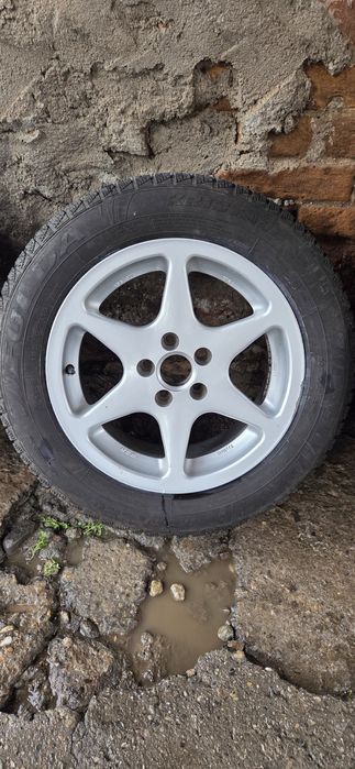 VW GOLF 3 GTI джанти със летни гуми 185/65/15 7J ET35 5x100 цо 56