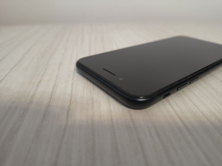 Apple iPhone SE 3 (2022) 64GB 5G negru