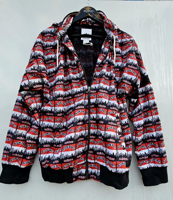 Adidas Run DMC оригинална дамска горница ветровка С/М  размер