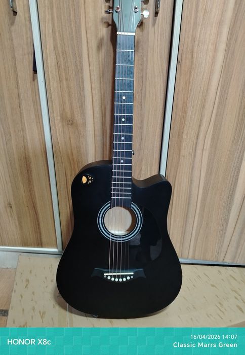Gitara 38 razmer