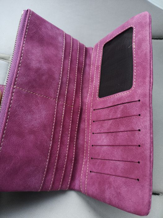 Дамски Портмоне от Велур